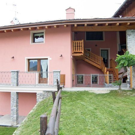 La Maison De Deni Aymavilles Dış mekan fotoğraf