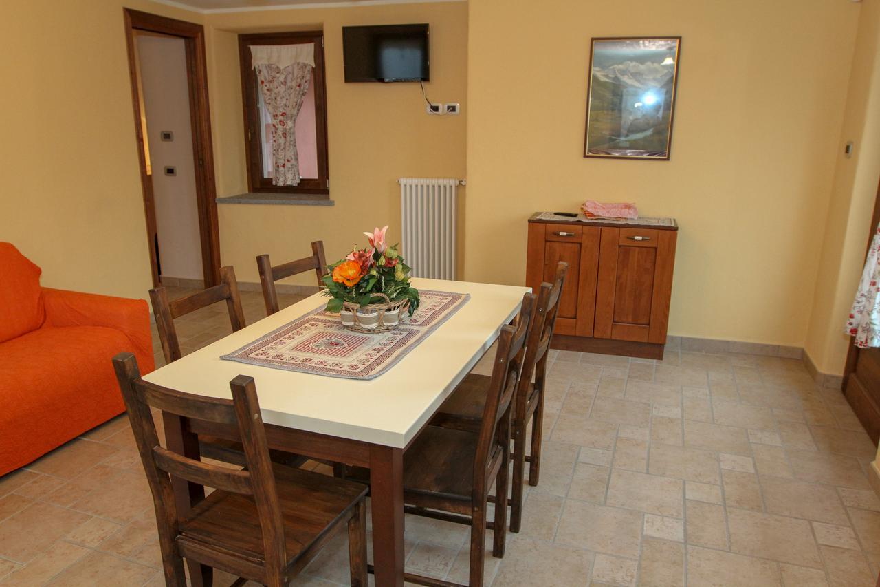La Maison De Deni Aymavilles Dış mekan fotoğraf