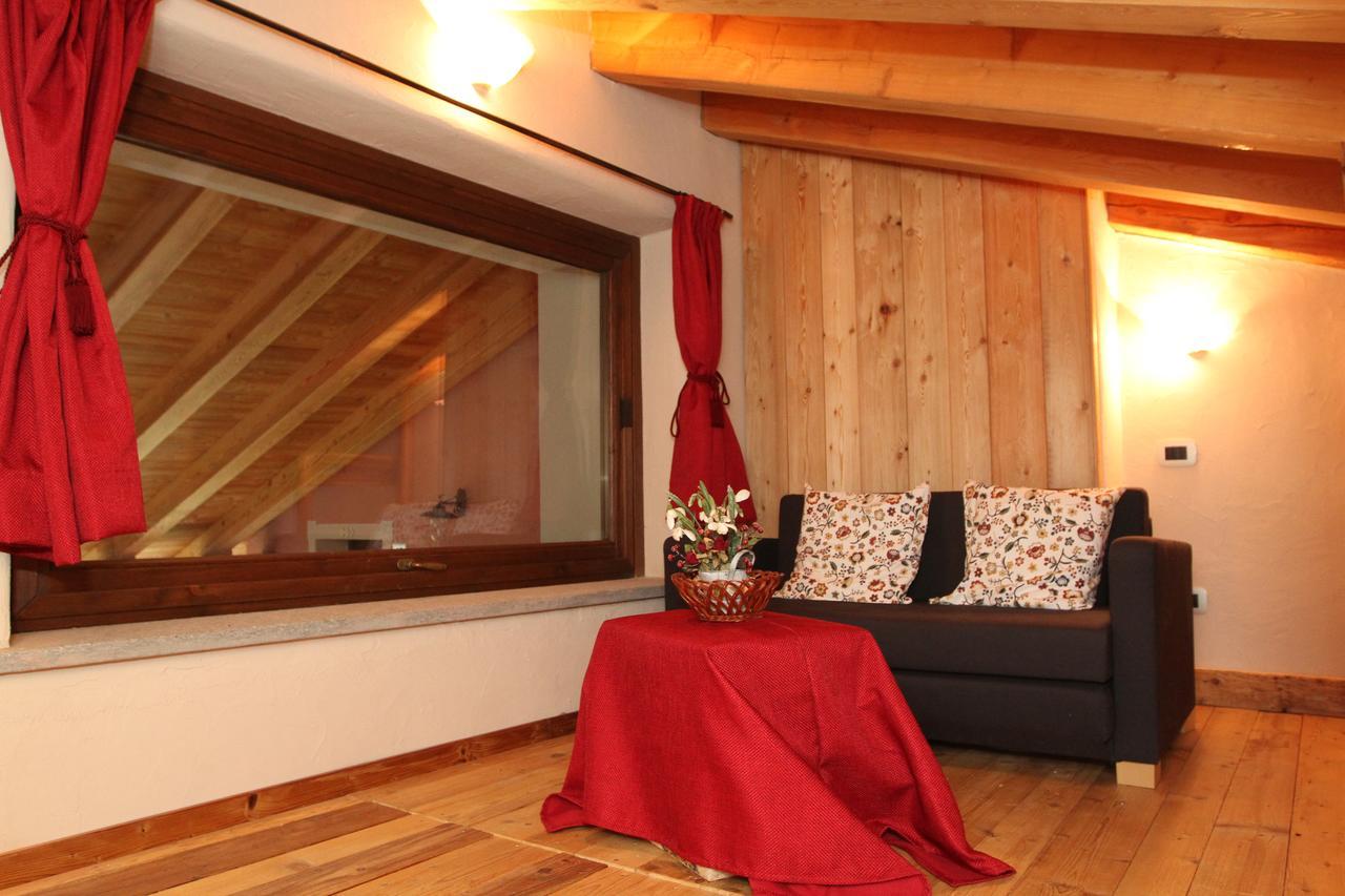 La Maison De Deni Aymavilles Dış mekan fotoğraf